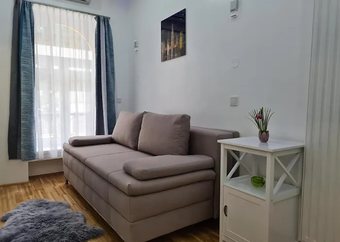 Lapi 1150 Apartment